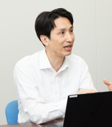情報システム部 企画開発課 社内RPA推進室 川崎 淳吏 氏